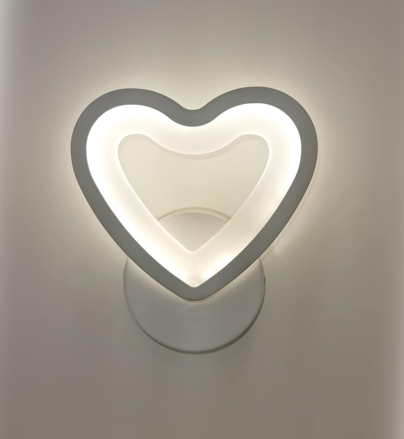 TEKHOME Applique da Parete LED Moderna 6W a Forma di Cuore, Lampada da Parete Bianca con 3 Colori Selezionabili 3000K/4000K/6500K, 300LM, per Camera da Letto, Soggiorno e Cameretta E28-3C