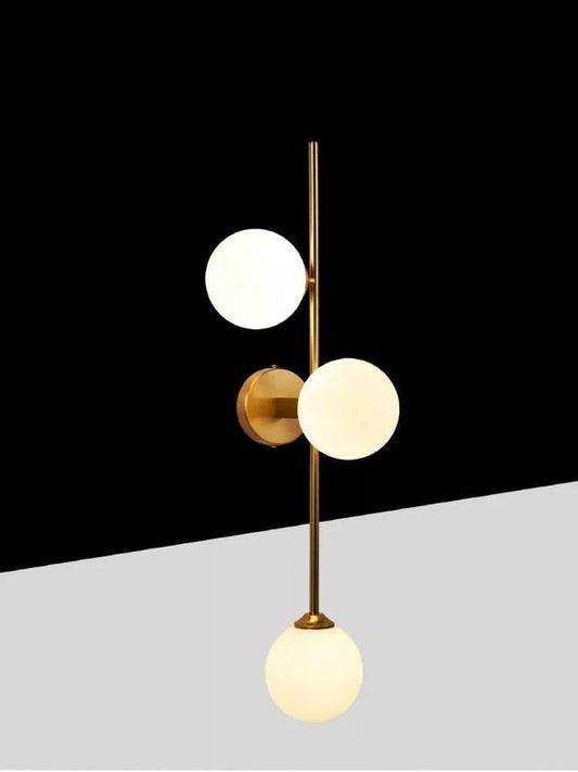 Applique da Parete a 3 Luci in Ottone con Attacco G9, Lampada Moderna da Muro Design Globo, 3 x 10W Max, Senza Lampadine, 70cm AQ57