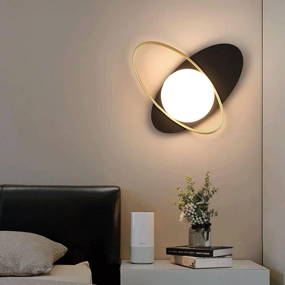 Applique LED da Parete G9, Design Moderno Nero e Oro, Sfera Opalina, Luce Diffusa per Camera, Soggiorno, Corridoio, Ingresso, Lampada Decorativa in Metallo Elegante AQ58