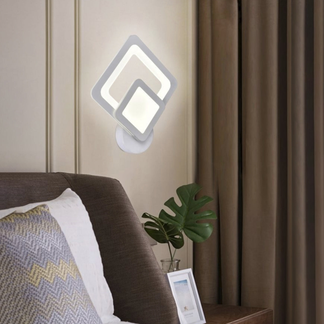 APPLIQUE DA PARETE STILE MODERNO ROMBO E82