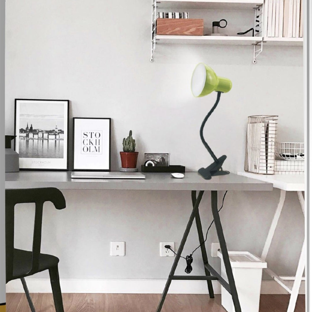 LAMPADA DA TAVOLO MODERNA MODELLO PINZA D21