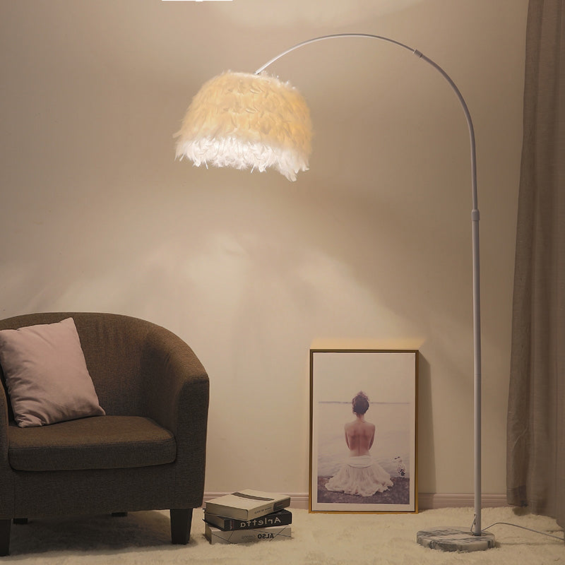 LAMPADA DA TERRA AD ARCO MODERNO CON PIUME MODELLO ANGELO D26