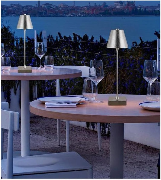 Lampada da Tavolo Ricaricabile LED  – Senza Fili, 3 Temperature di Colore, Dimmerabile Touch, USB, Moderna per Ristorante, Camera, Comodino D27-3C