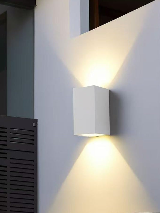 Applique da Esterno 2xGU10 IP65 – Lampada da Parete Impermeabile in Alluminio Verniciato, Luce su e giù, Design Moderno, Senza Lampadina ES55