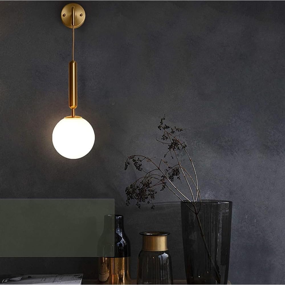 Applique a parete pendente in stile contemporaneo con attacco G9 di colore bronzo con sfera in vetro AQ56