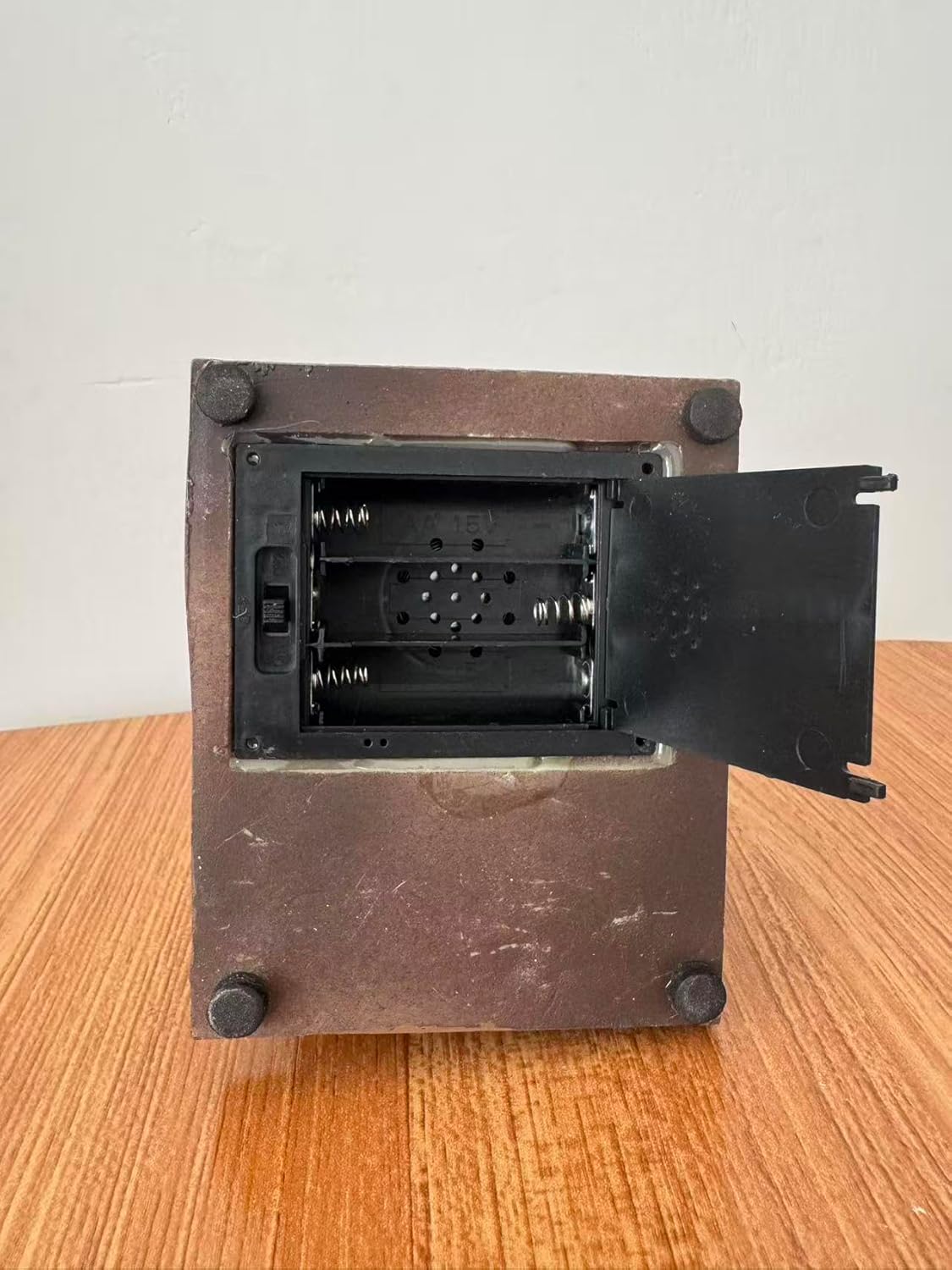 Soldatino di Natale con Orsetto – Decorazione Natalizia con Luci LED, Movimento e Musica – Alimentazione a Batteria – 16 cm 460619