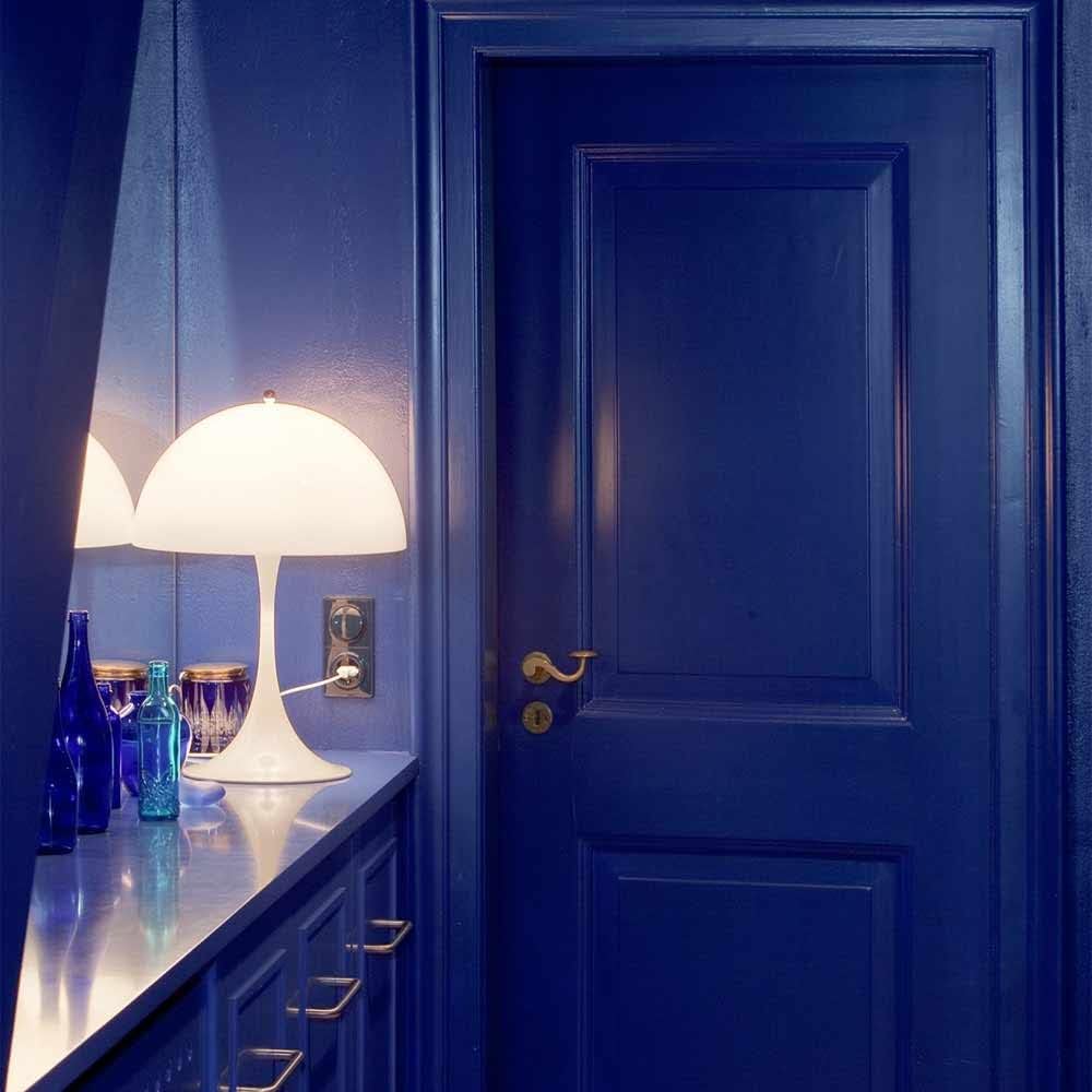Lampada da Tavolo  E27 – Design Moderno a Fungo, Lampada da Comodino/Scrivania, Metallo e Resina, Colore Bianco, Max 60W D12-B