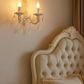 TEKHOME Applique da Parete Moderna a 2 Luci con Doppio Braccio Orientabile, Design Elegante in Oro e Bianco, Vetro Trasparente, Attacco E14 40W, per Interni, 35cm, FINALITÀ (Senza Lampadine) E01-2