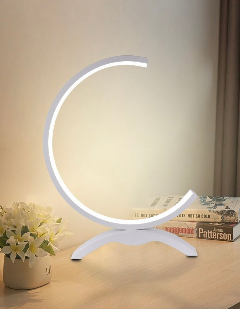 Lampada da Tavolo LED – Design Moderno a Mezzaluna, 9W 630LM, Luce Bianca 3000K/4000K/6500K, Lampada da Comodino e Scrivania, IP20  D30